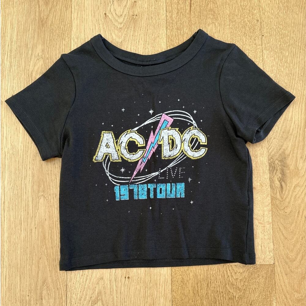 Cotton On - AC/DC Live 1978 Tour Cropped tee in Black